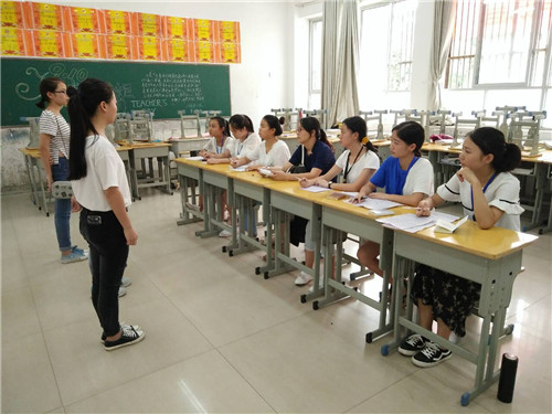 寻找不平凡的你——护理学院选拔学生干部新生力量